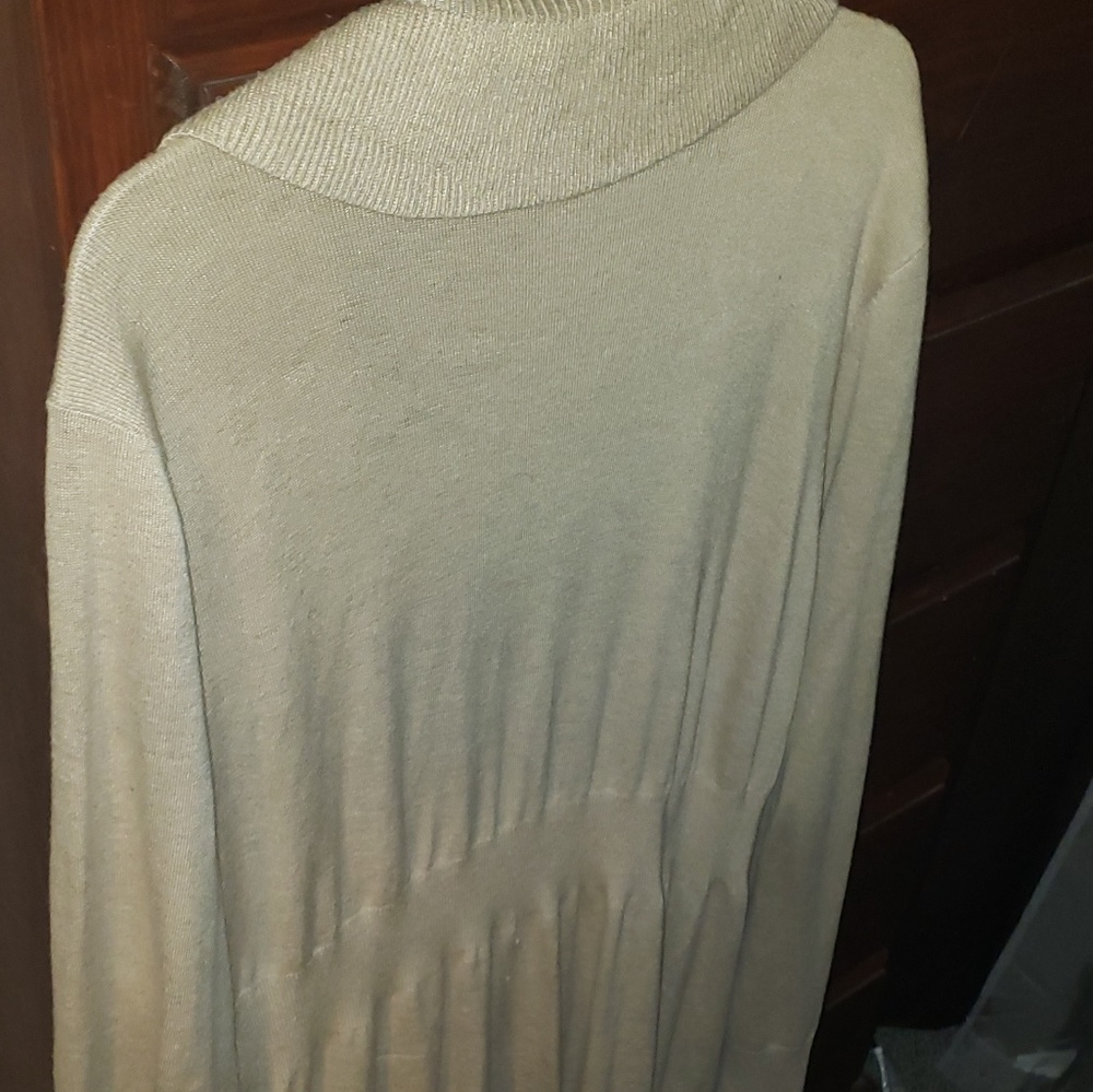 Sweater - Picture 2 of 3